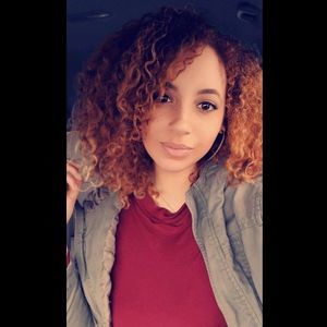 Meet your Posher, Tiffany